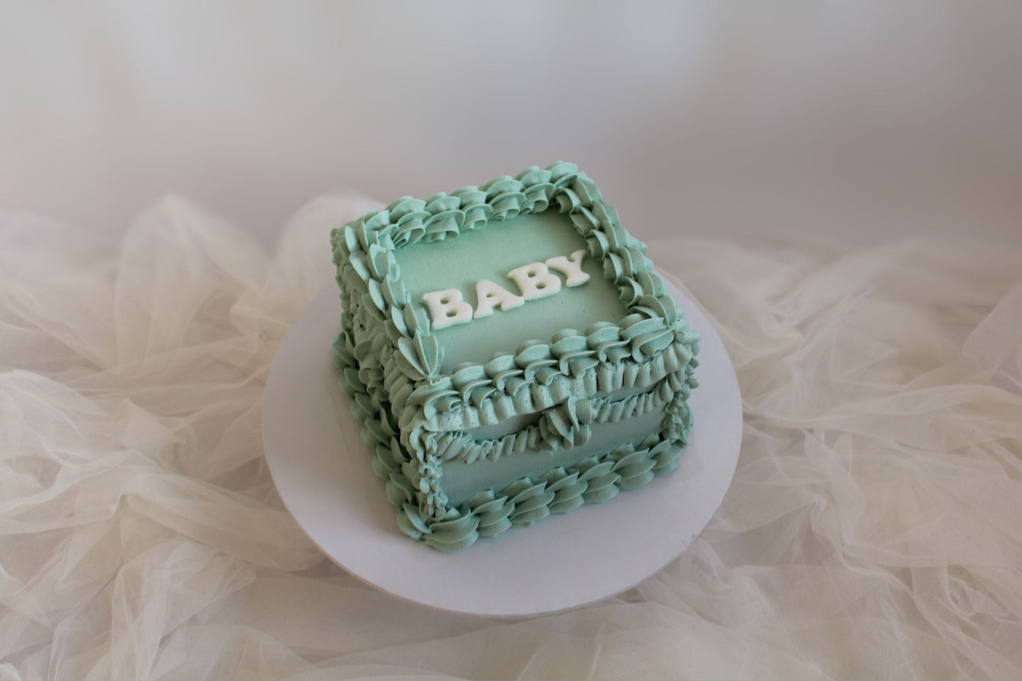 Monochrome Vintage Cake (Square)