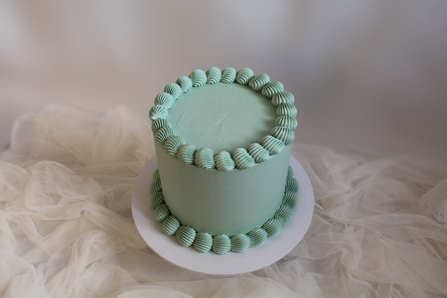 Classic Shell Border Cake (Round)