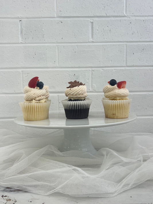 The Pavlova Cupcakes