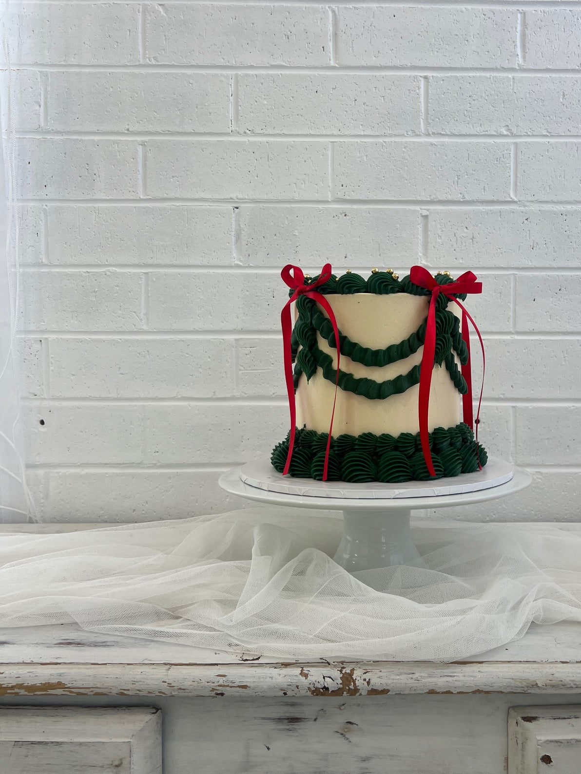 The Vintage Christmas Cake